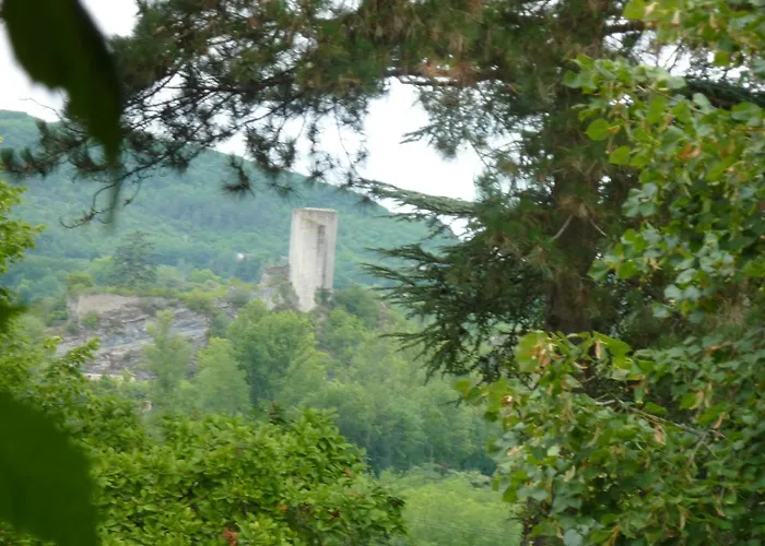 L'oree Du Bois לינה וארוחת בוקר Luzech